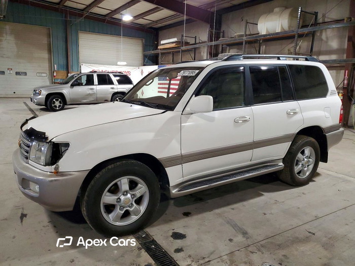 2004 Toyota Land Cruiser - Image 1 of 5