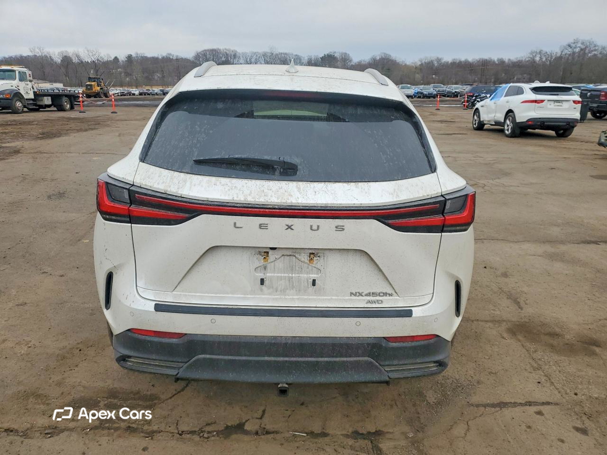 Lexus NX 2023