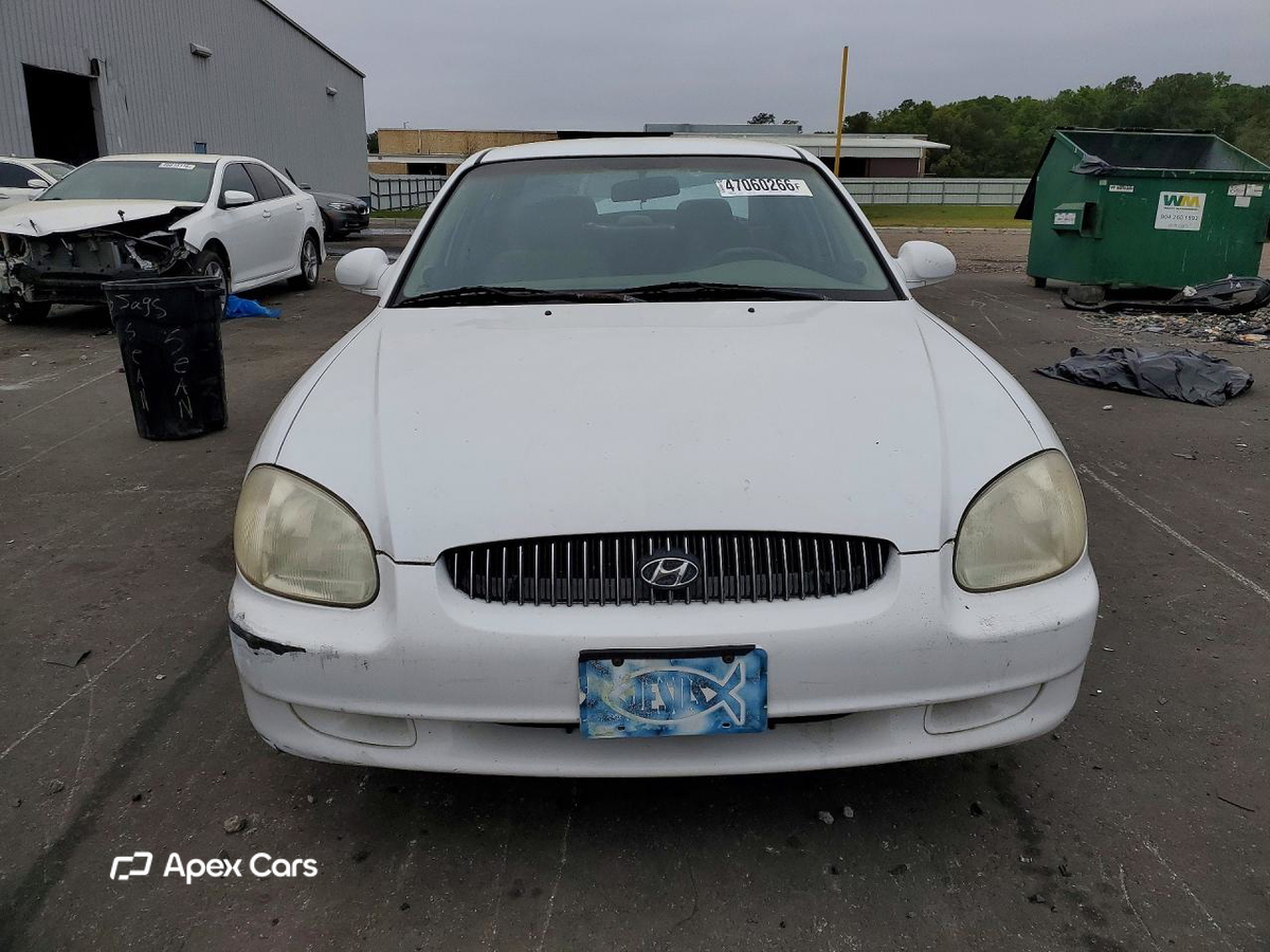 Hyundai Sonata 2001
