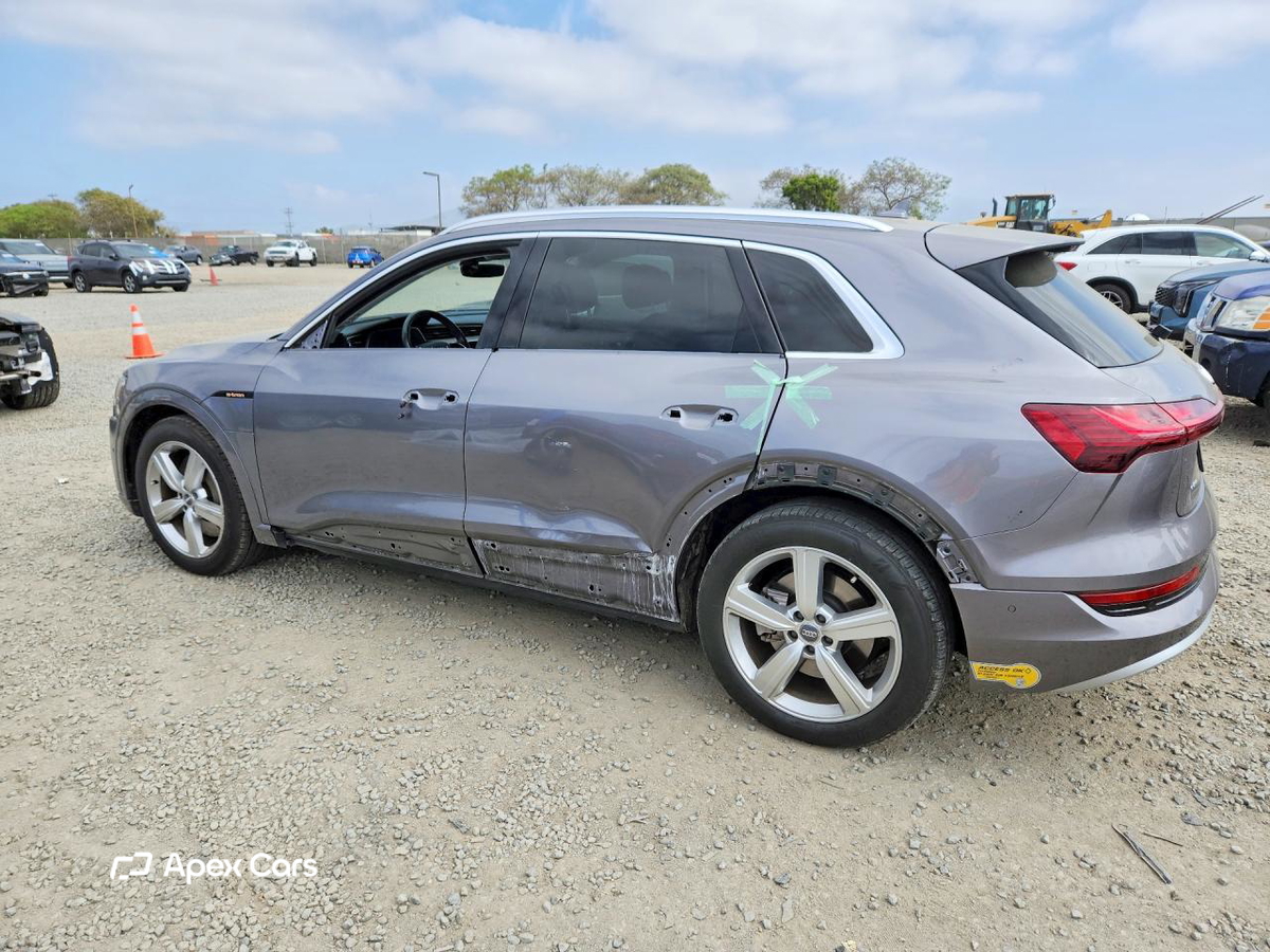 Audi e-tron 2019
