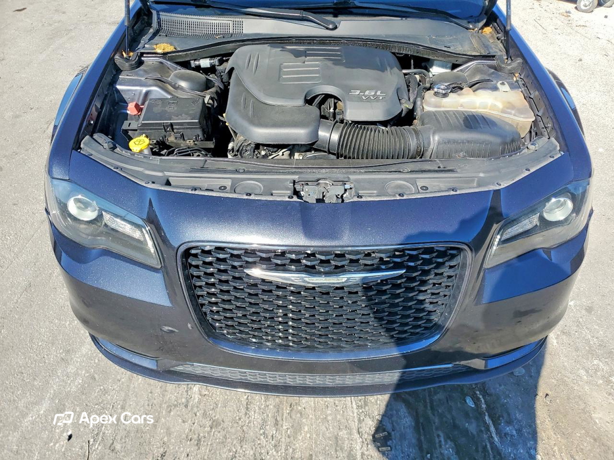 Chrysler 300 2018