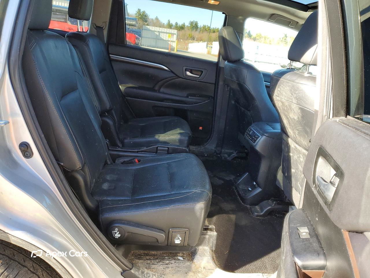 Toyota Highlander 2016