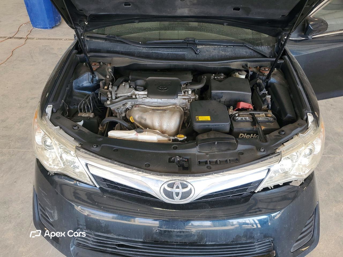 Toyota Camry 2012