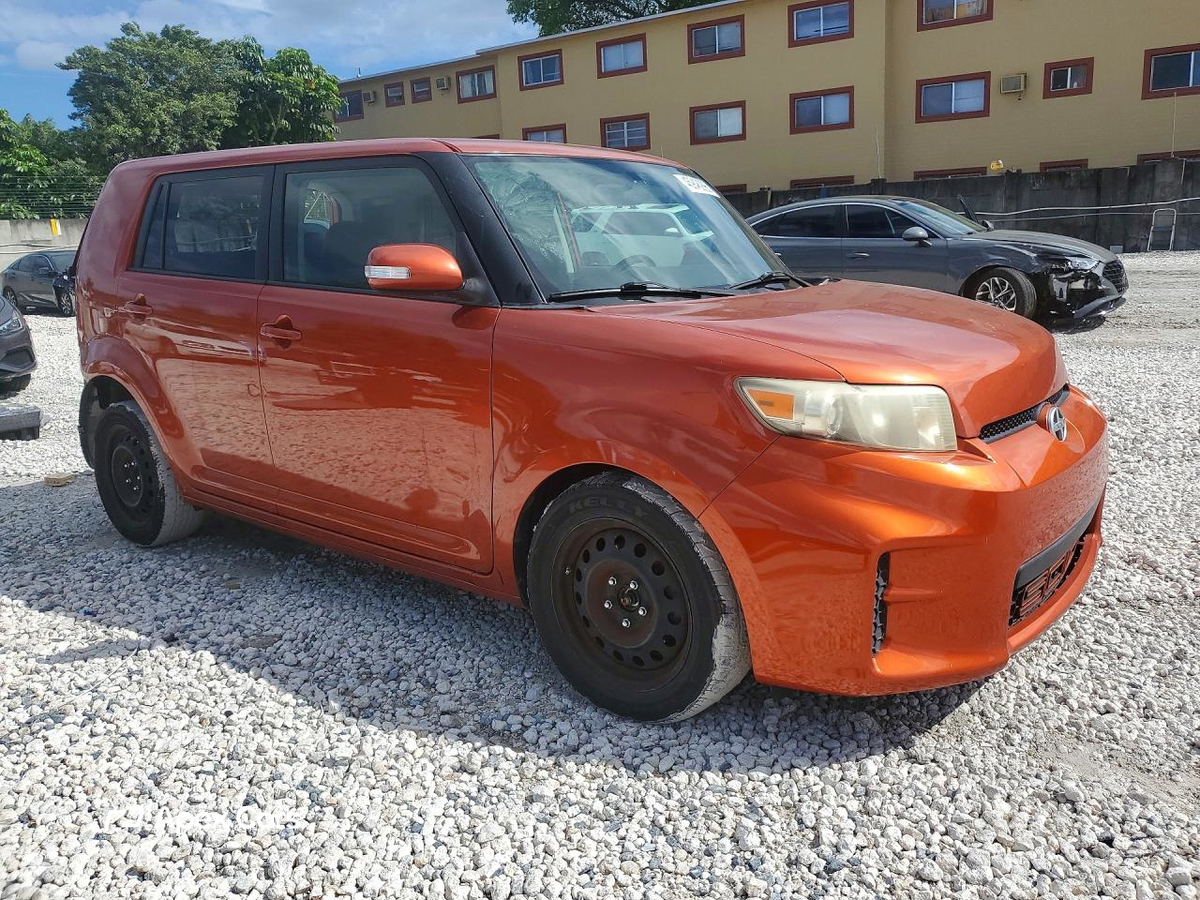 Scion xB 2012