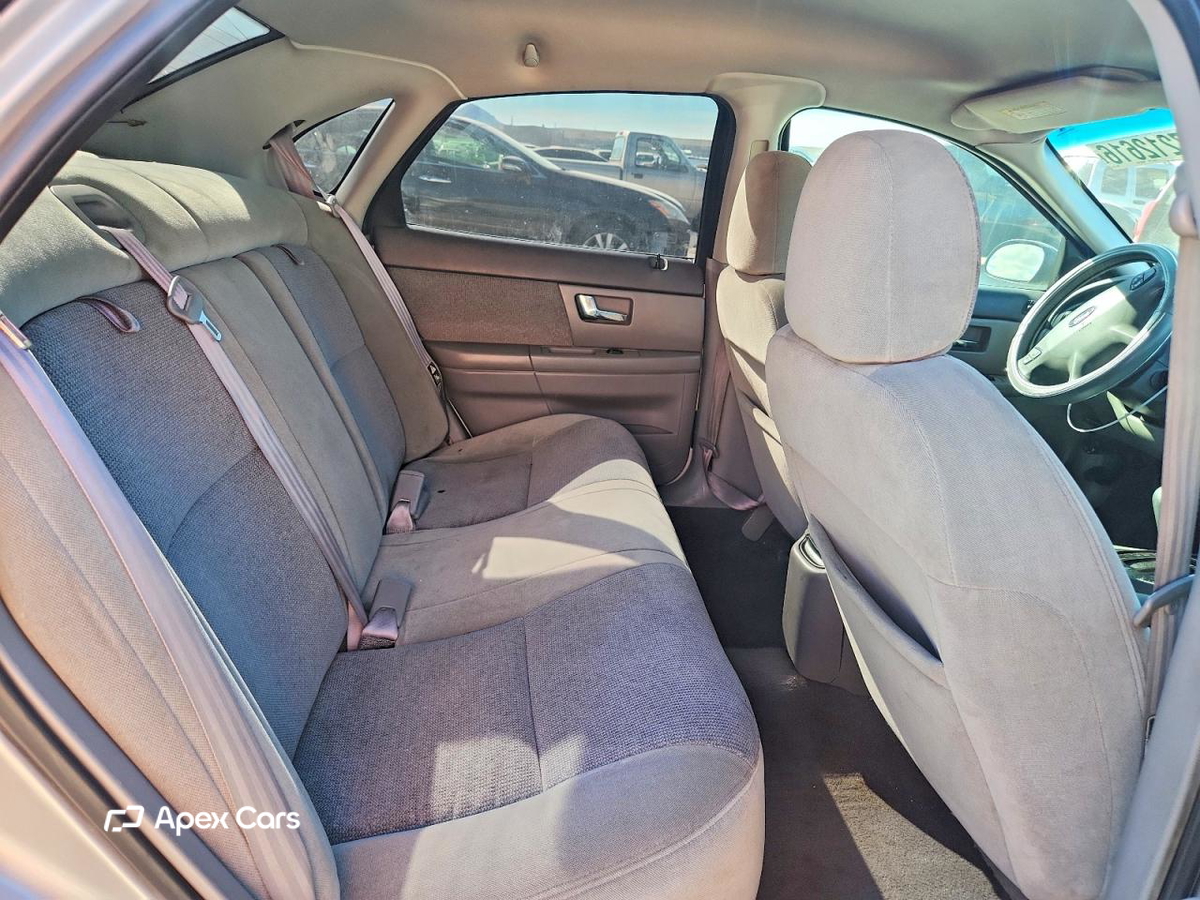 Ford Taurus 2000