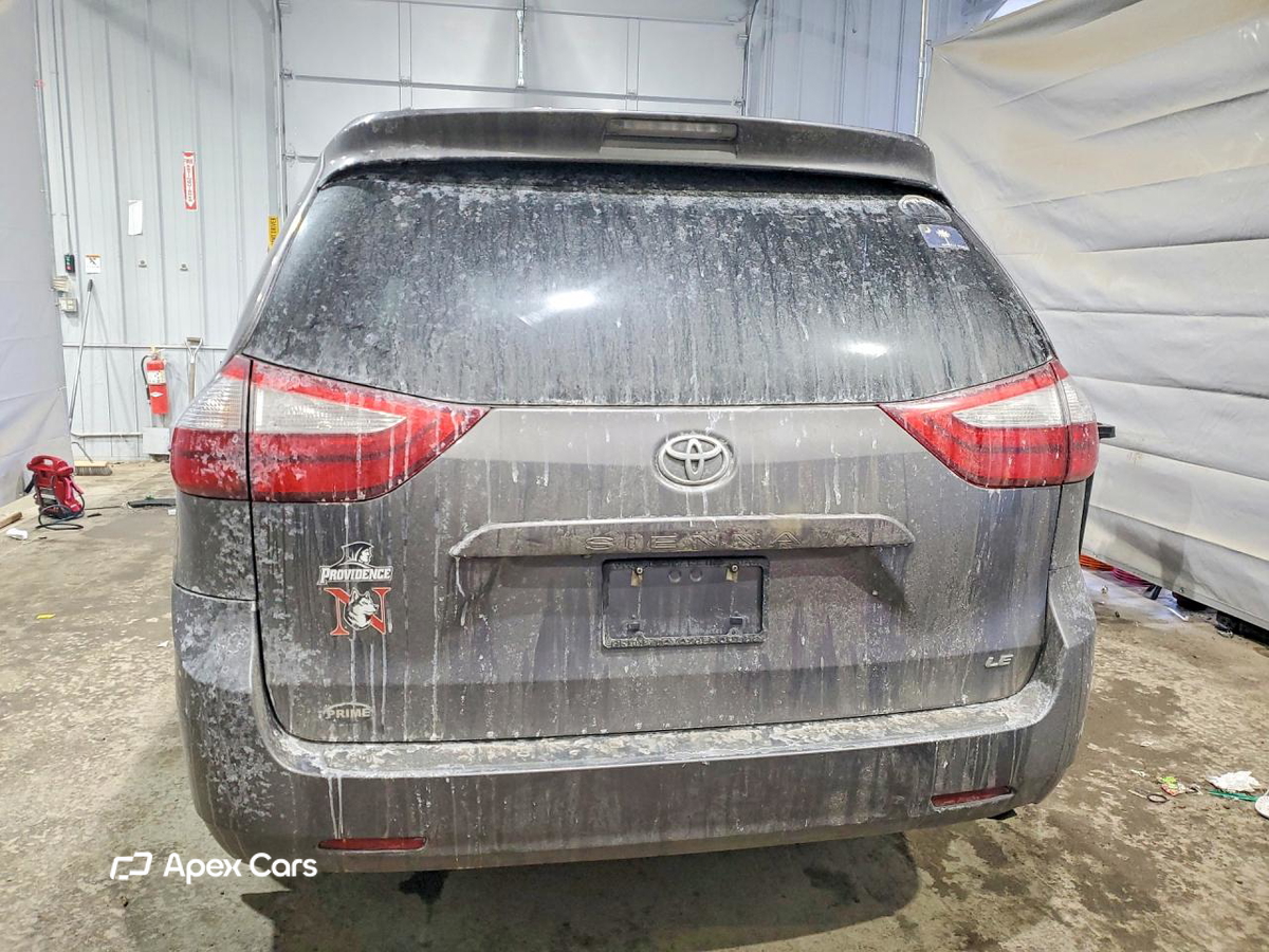 Toyota Sienna 2017