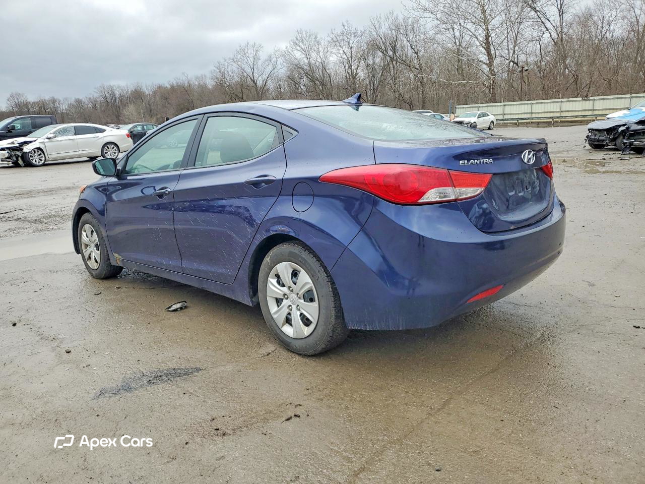 Hyundai Elantra 2012