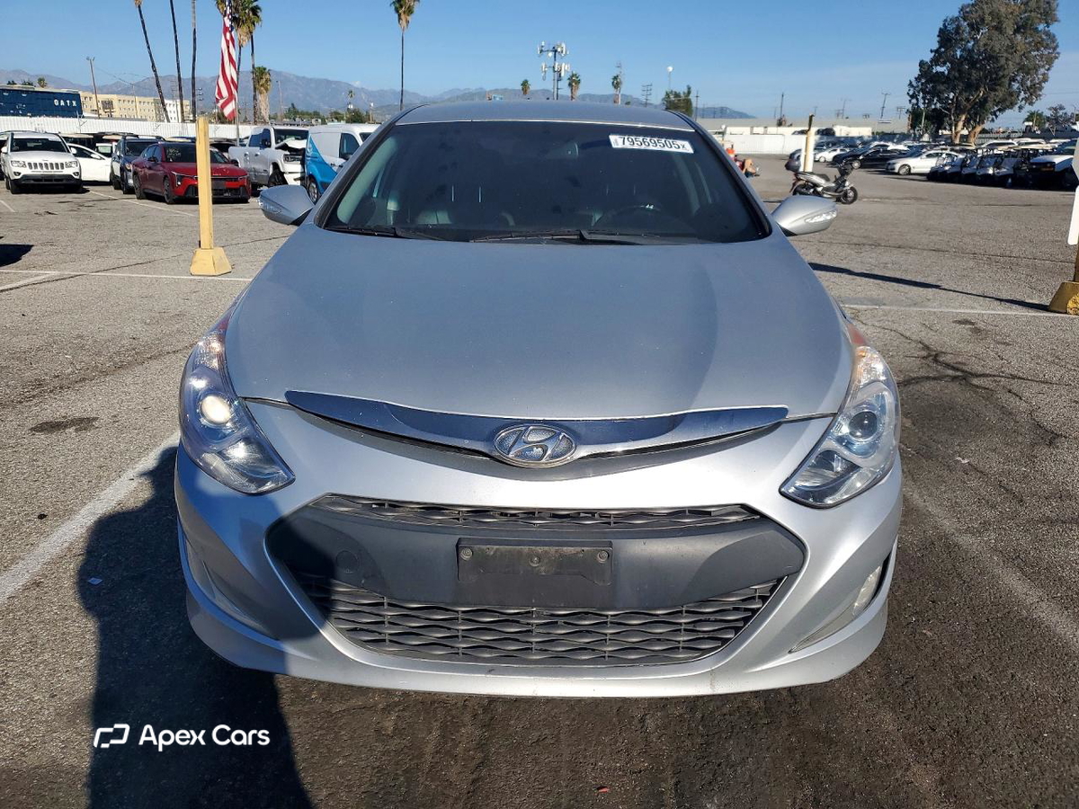 Hyundai Sonata 2012