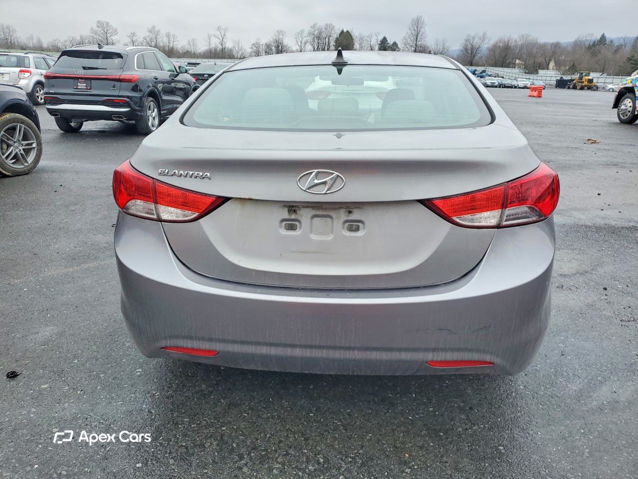 Hyundai Elantra 2012