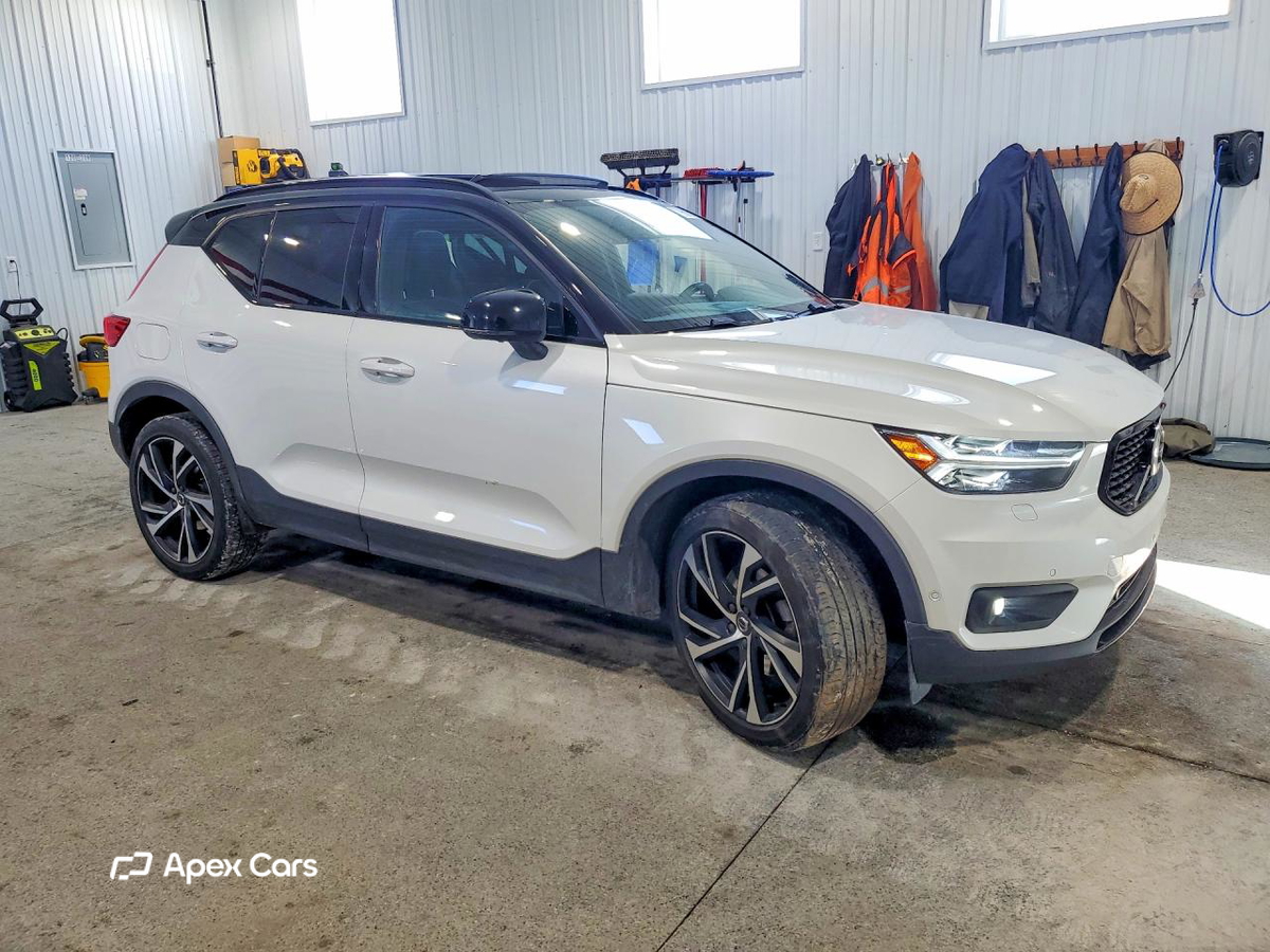 Volvo XC40 2019