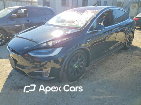 Tesla Model X 2018 - Image 1 of 14
