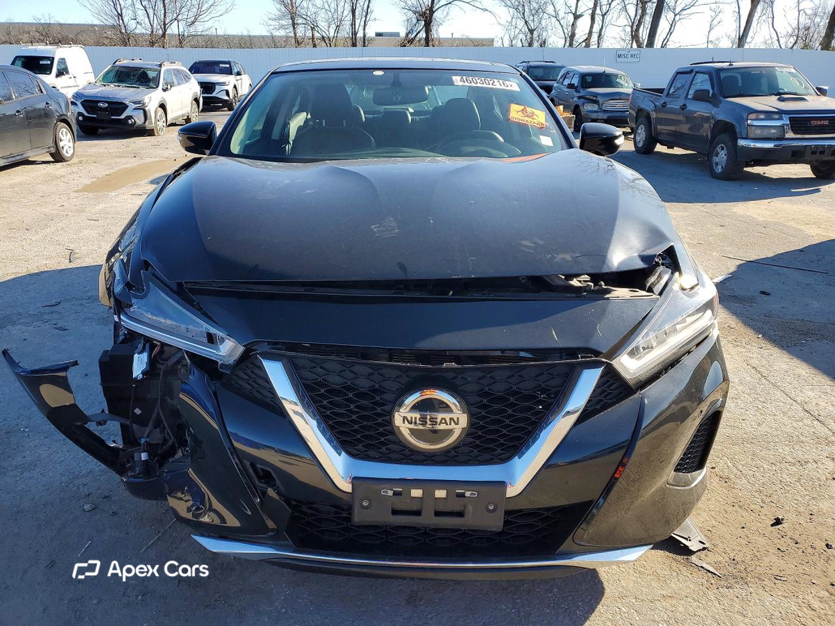 Nissan Maxima 2019
