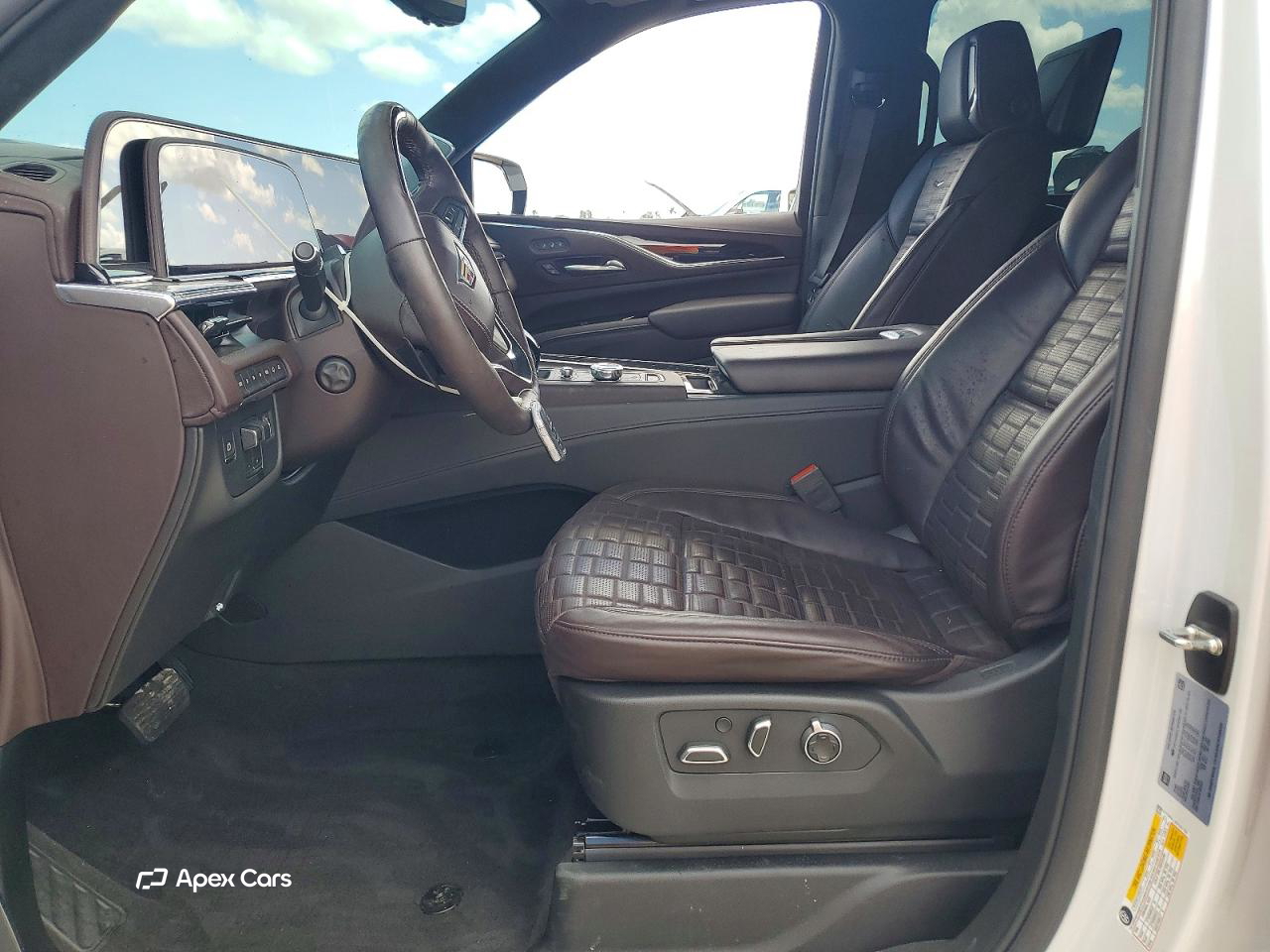 Cadillac Escalade 2024