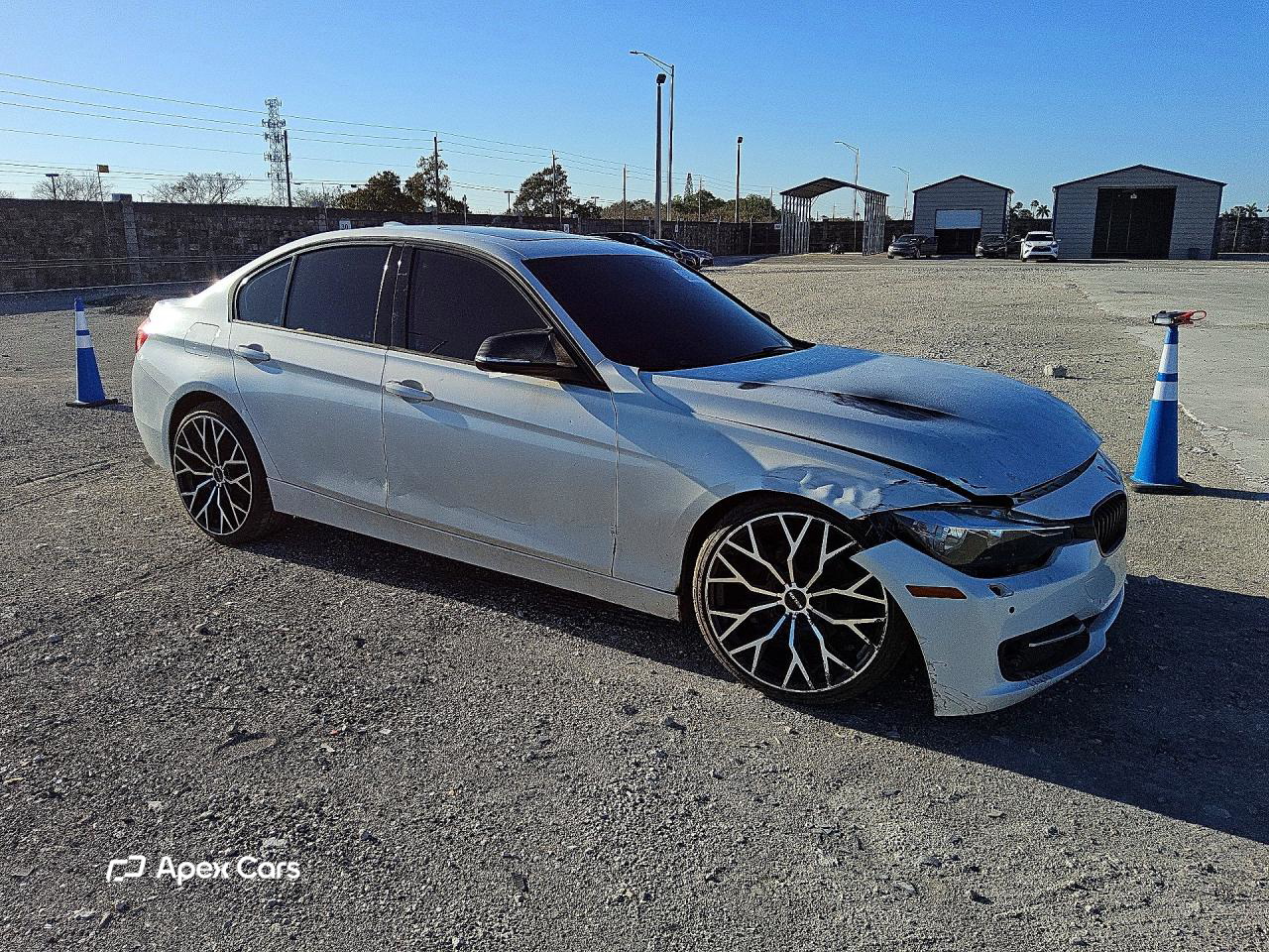 BMW Series 3 2016