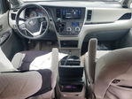 Toyota Sienna 2016