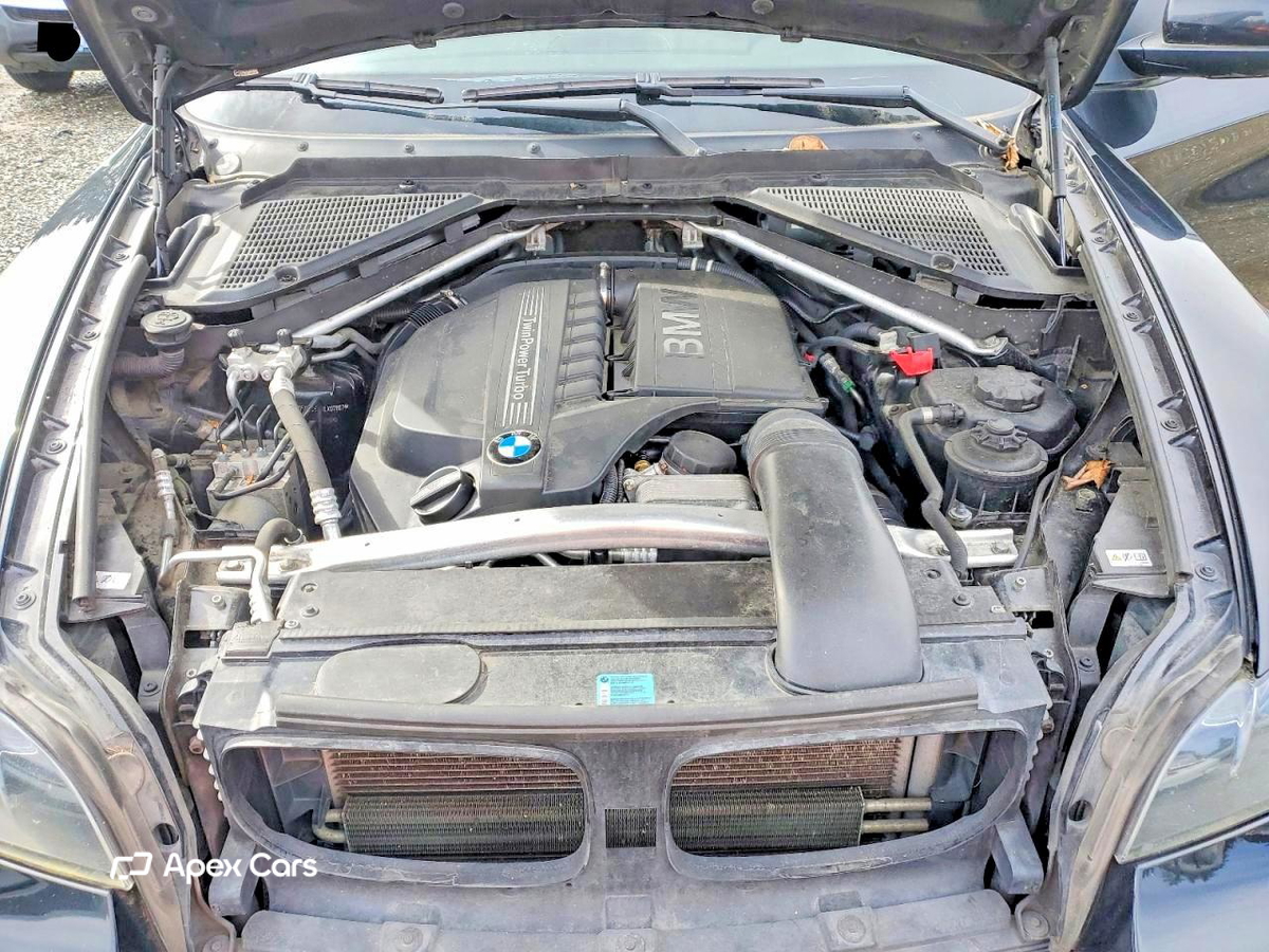 BMW X6 2011