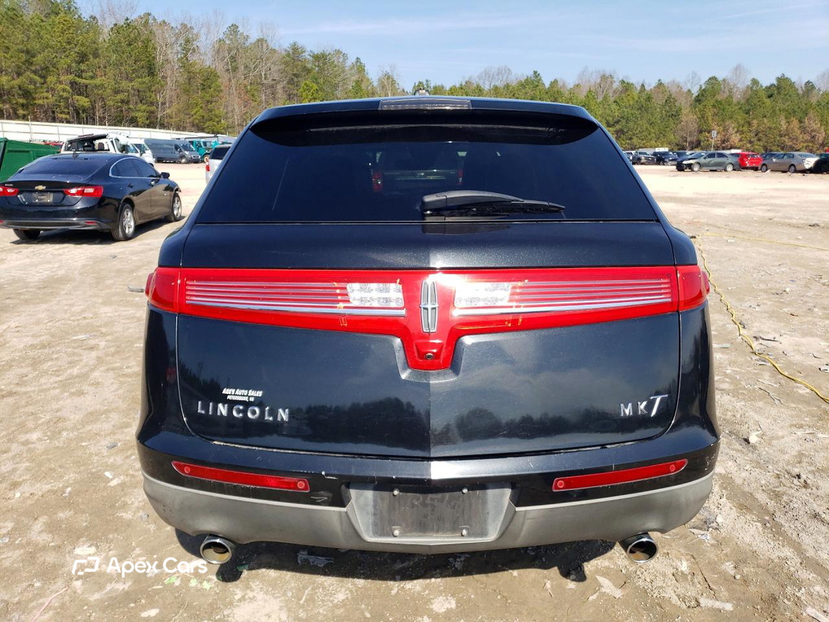 Lincoln MKT 2010