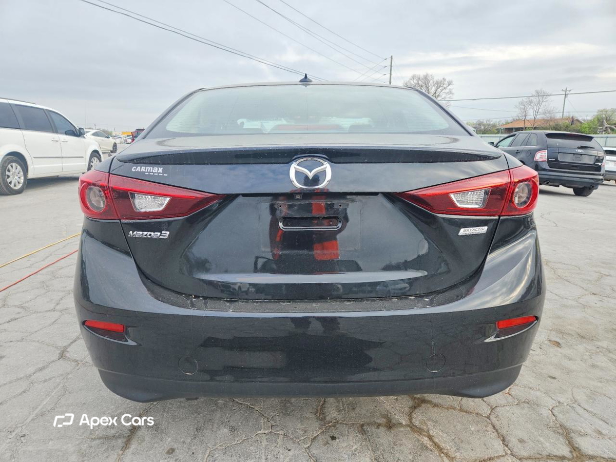 Mazda 3 2018