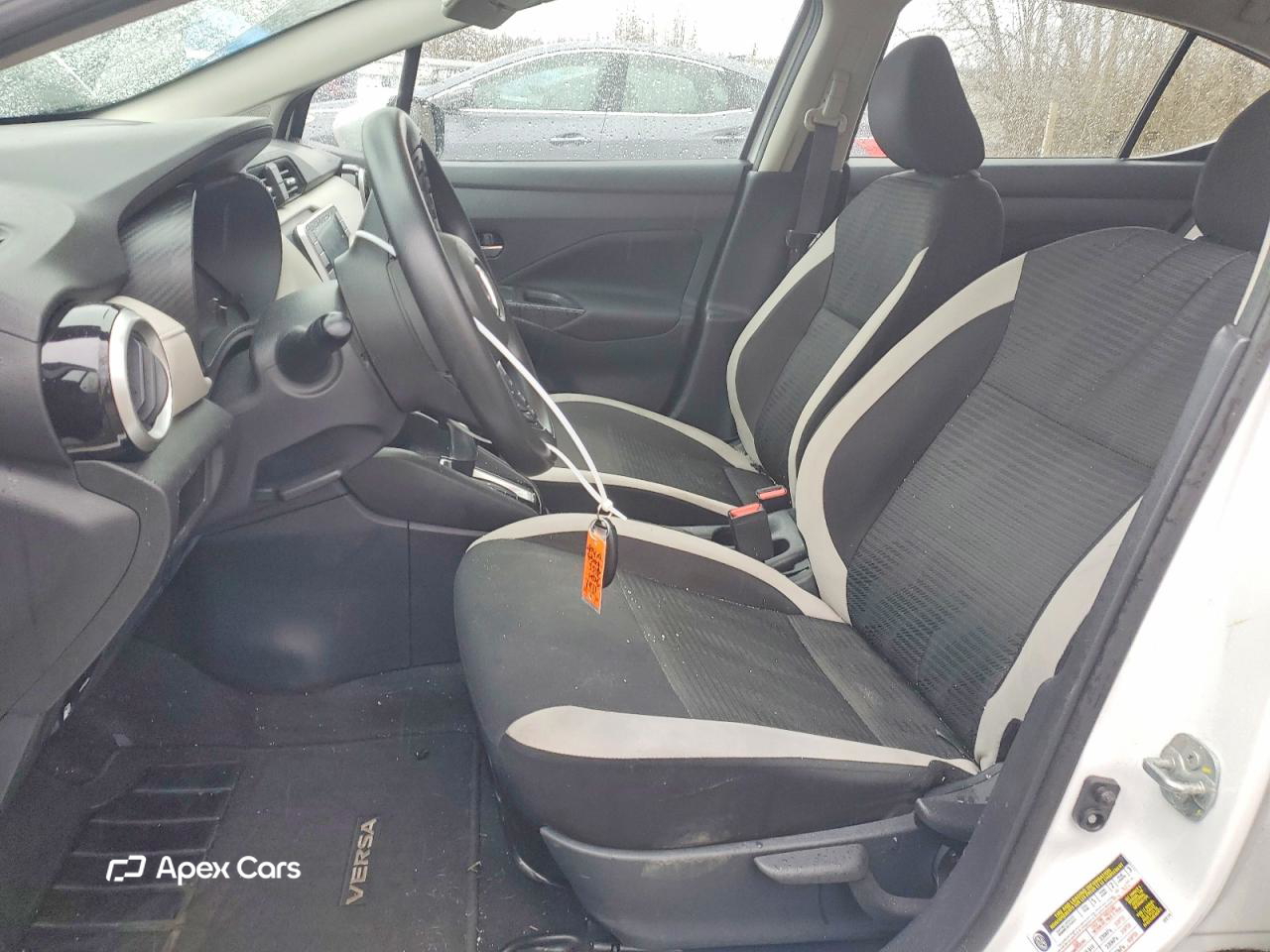 Nissan Versa 2021