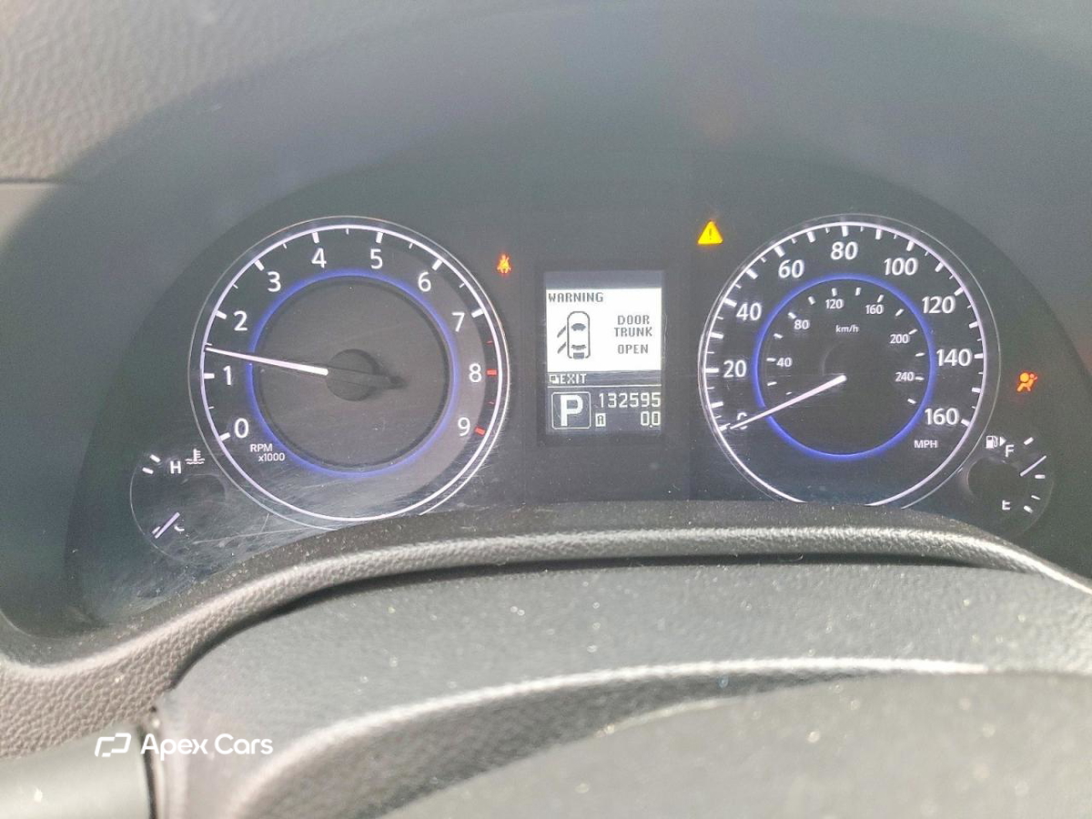 Infiniti G 2012