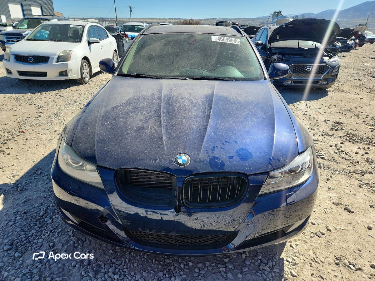 BMW Series 3 2011