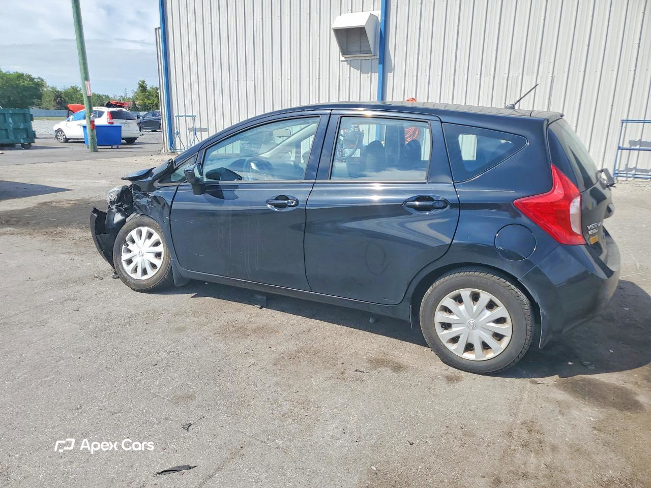 Nissan Versa 2016