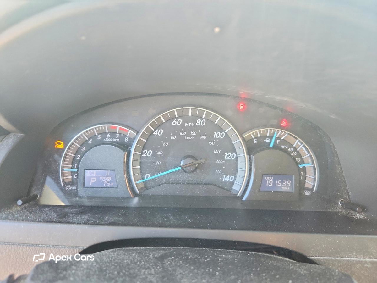 Toyota Camry 2012
