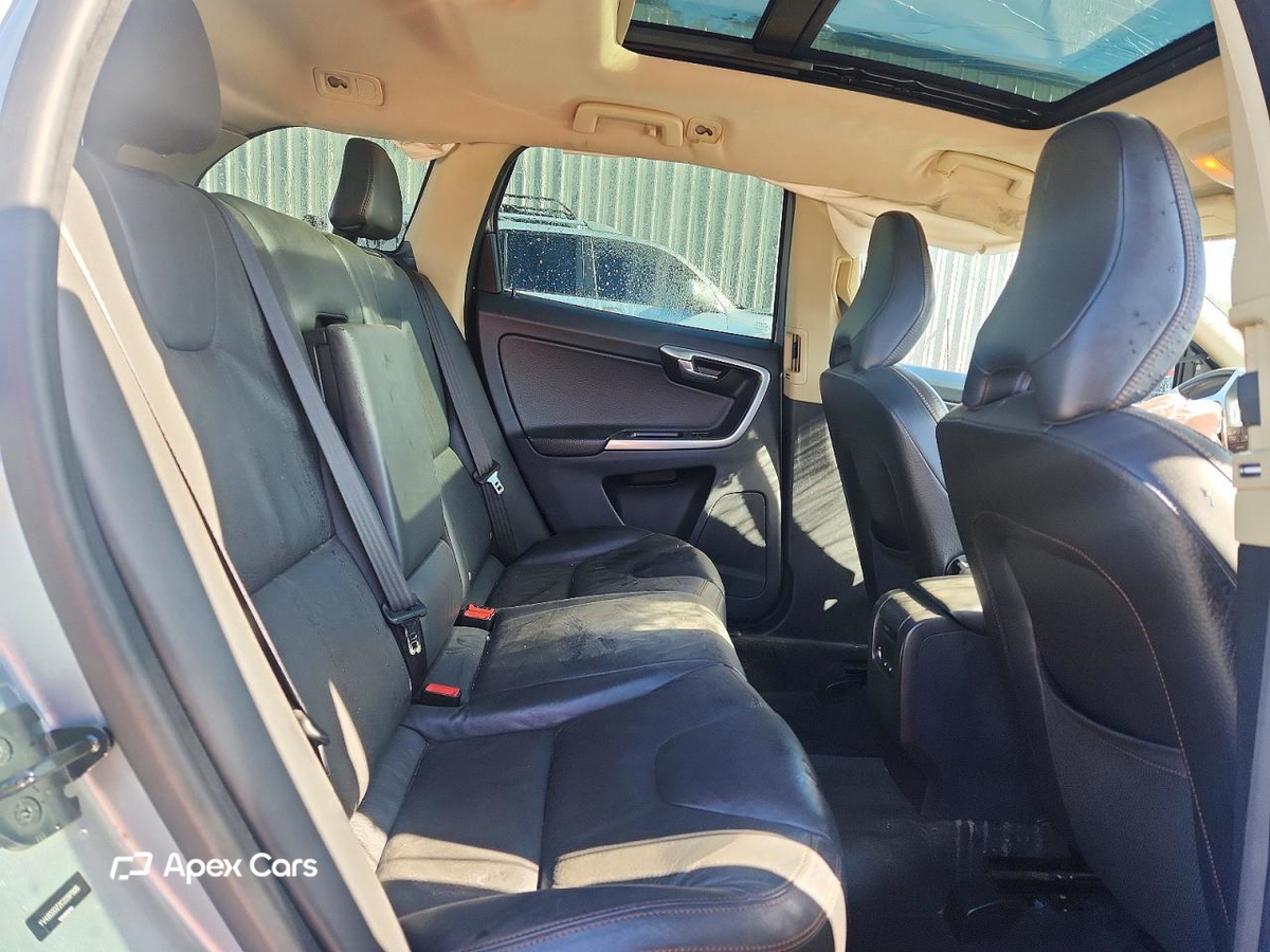 Volvo XC60 2012