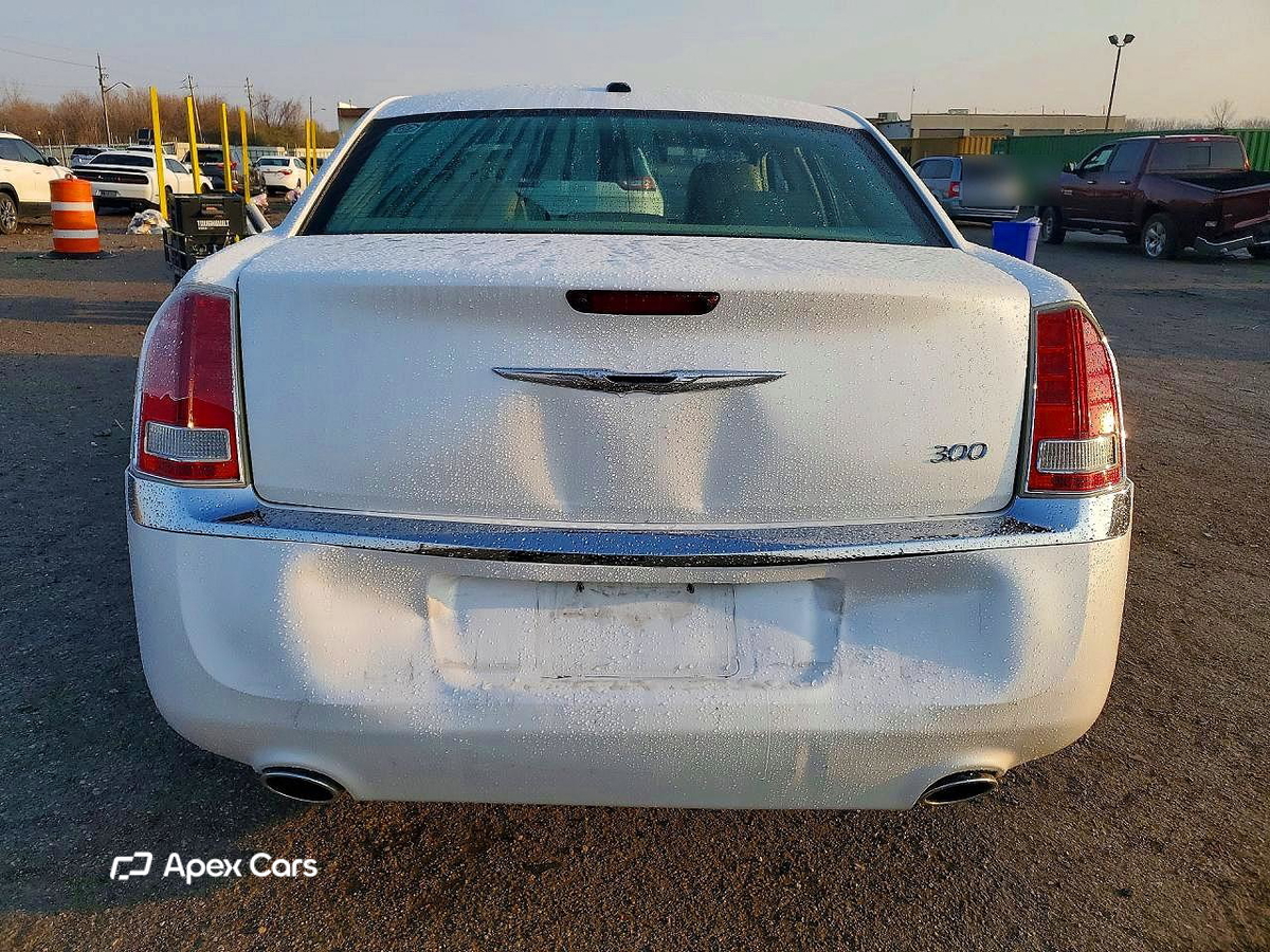 Chrysler 300 2011