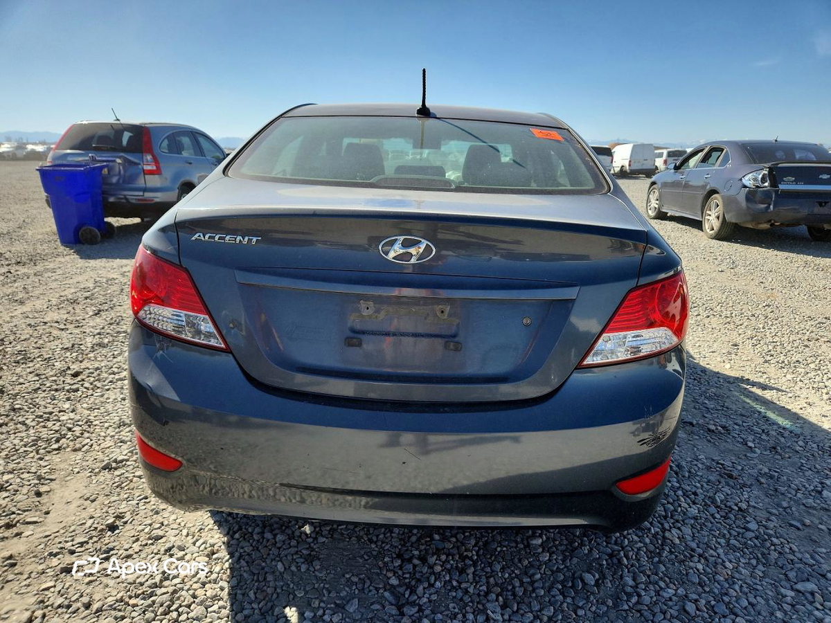 Hyundai Accent 2013
