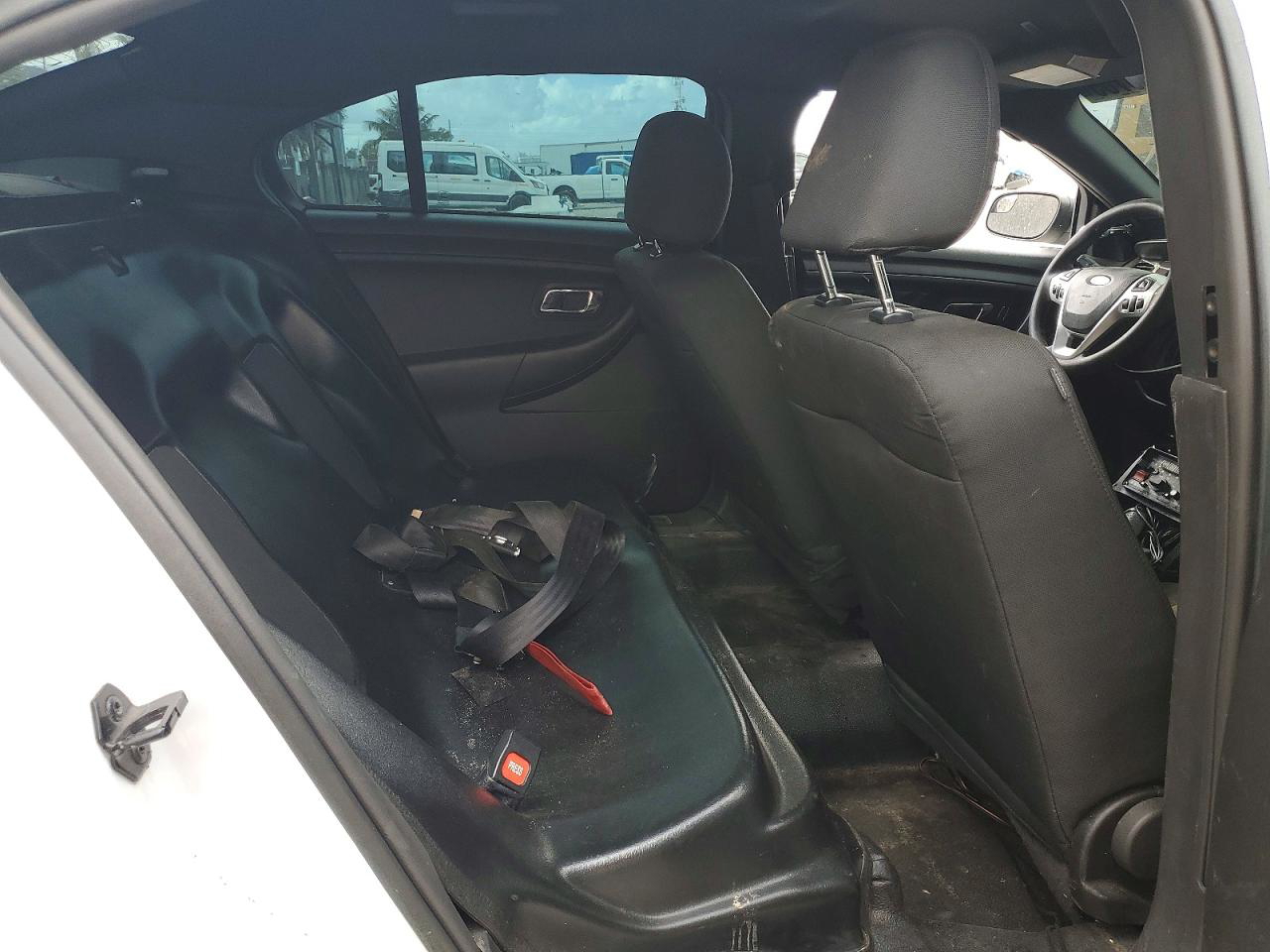 Ford Taurus 2016