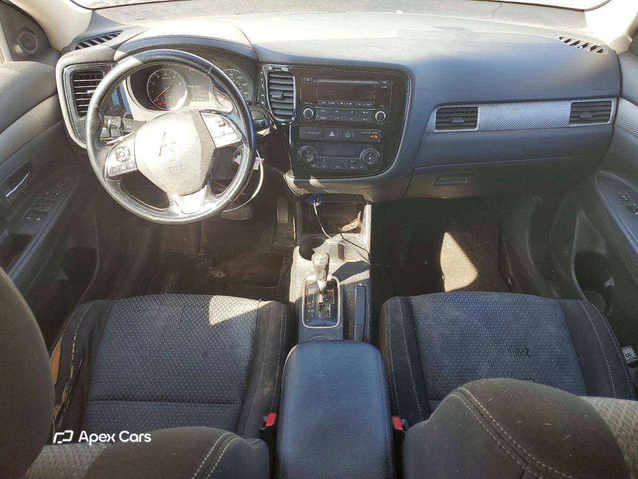 Mitsubishi Outlander 2016