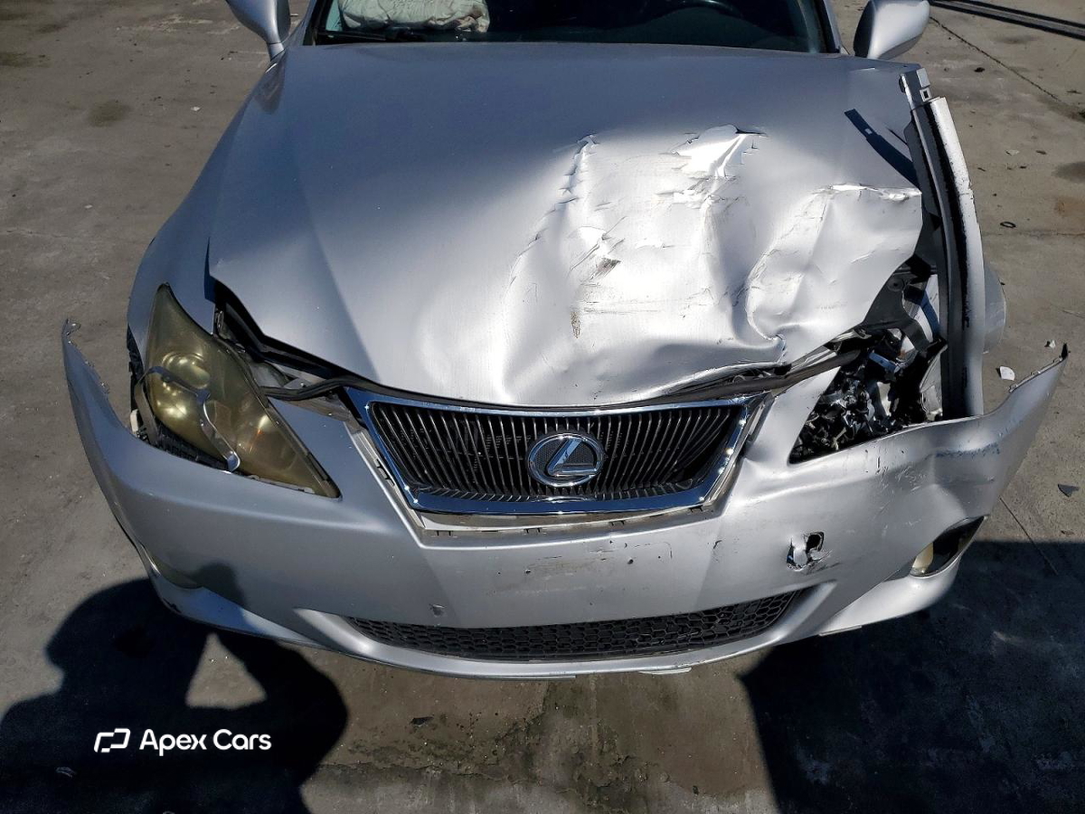 Lexus IS 2006