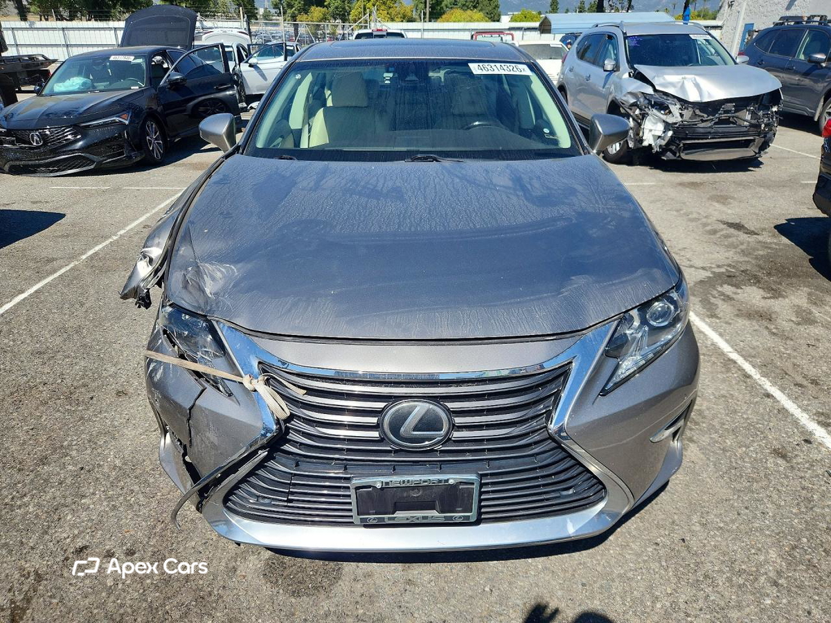 Lexus ES 2017