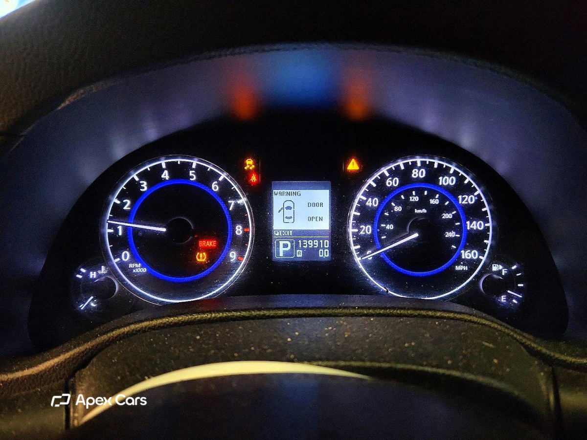 Infiniti G 2013