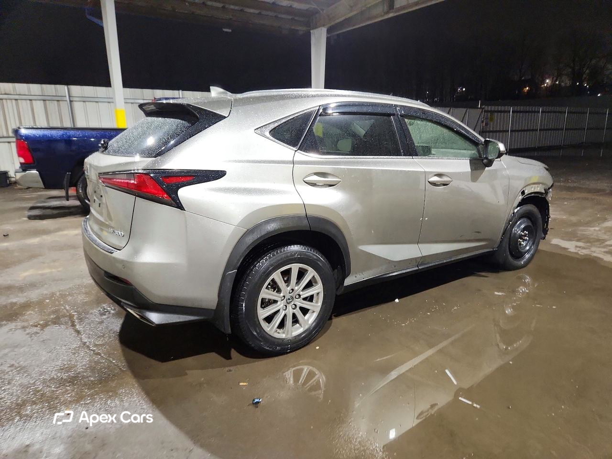Lexus NX 2021