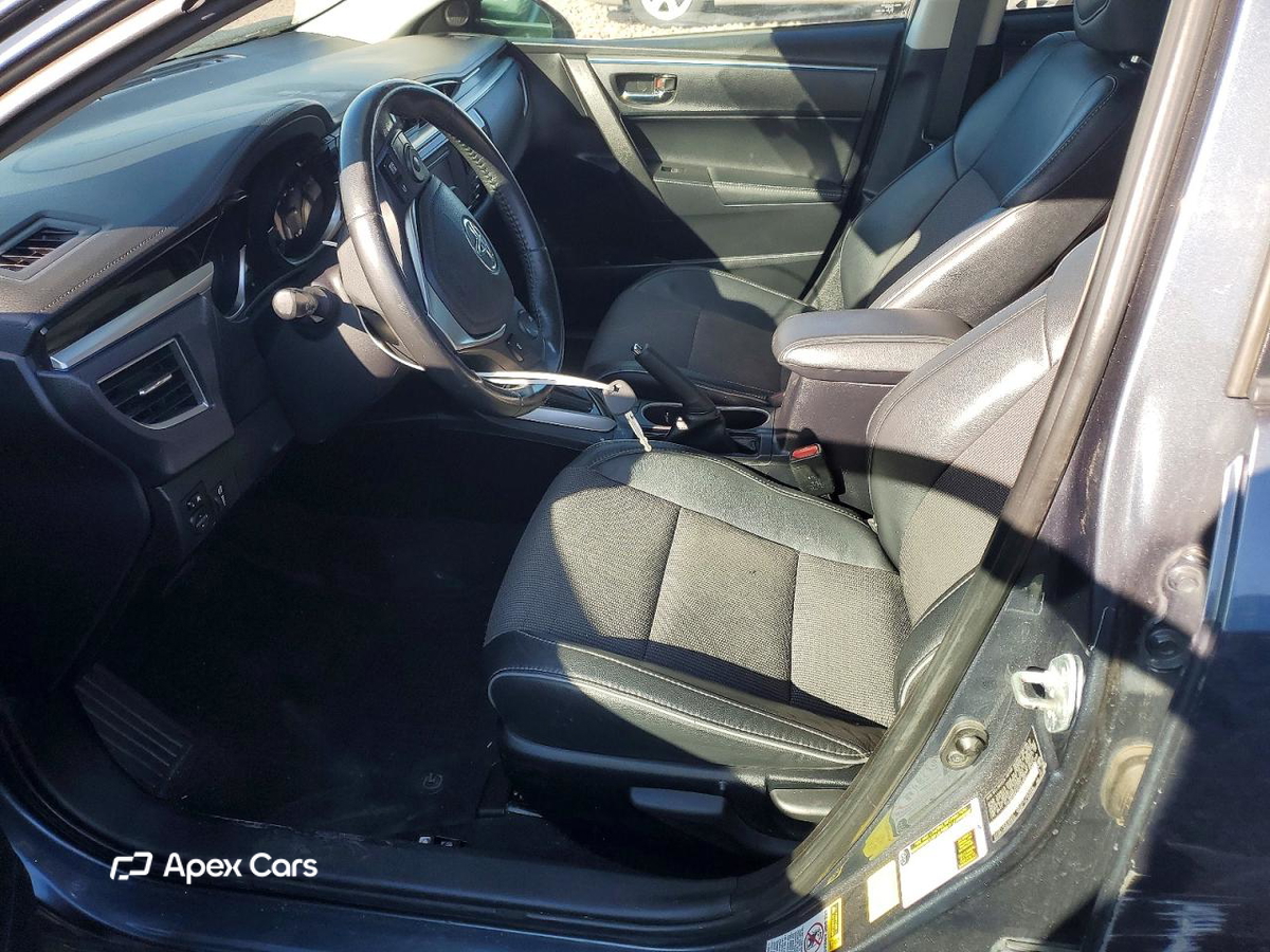 Toyota Corolla 2015