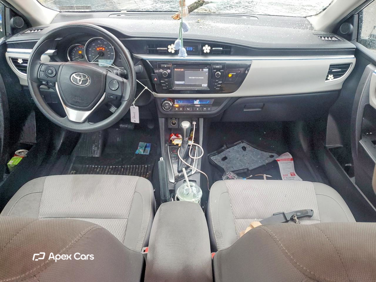 Toyota Corolla 2015