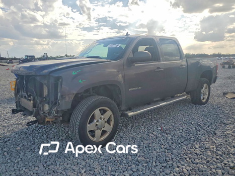 GMC Sierra 2011 - Image 1 of 13