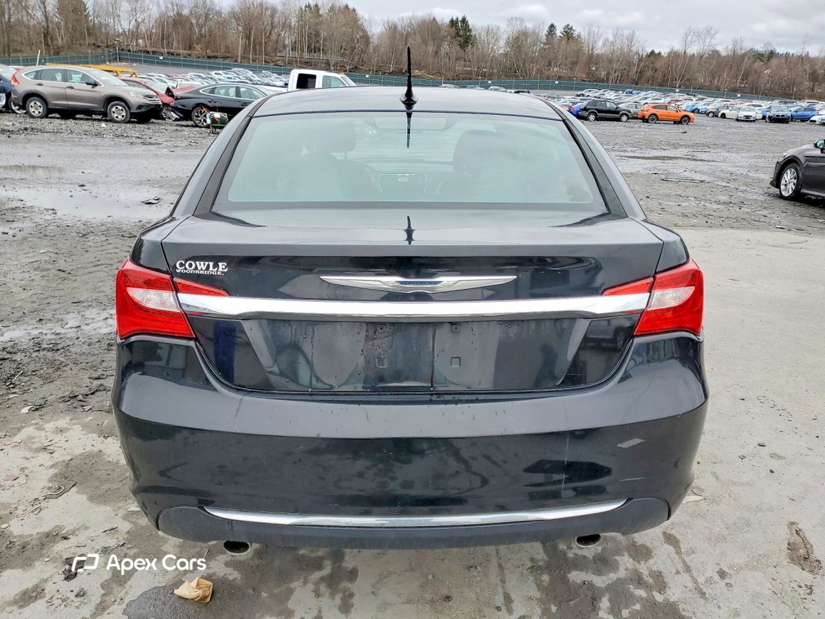 Chrysler 200 2013
