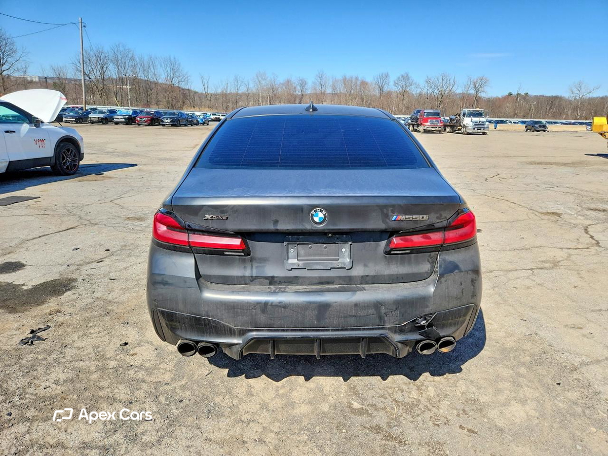 BMW M5 2021