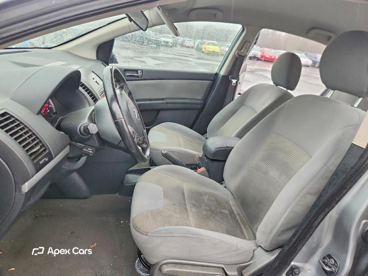 Nissan Sentra 2010