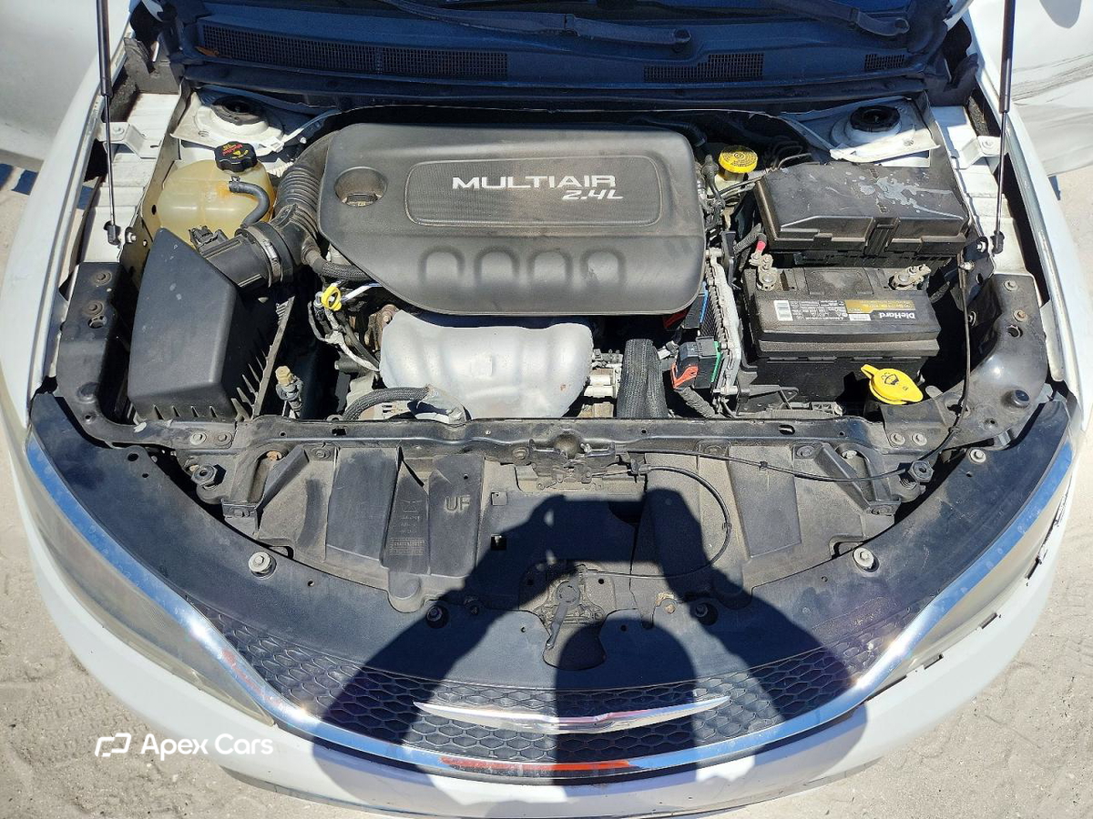 Chrysler 200 2015