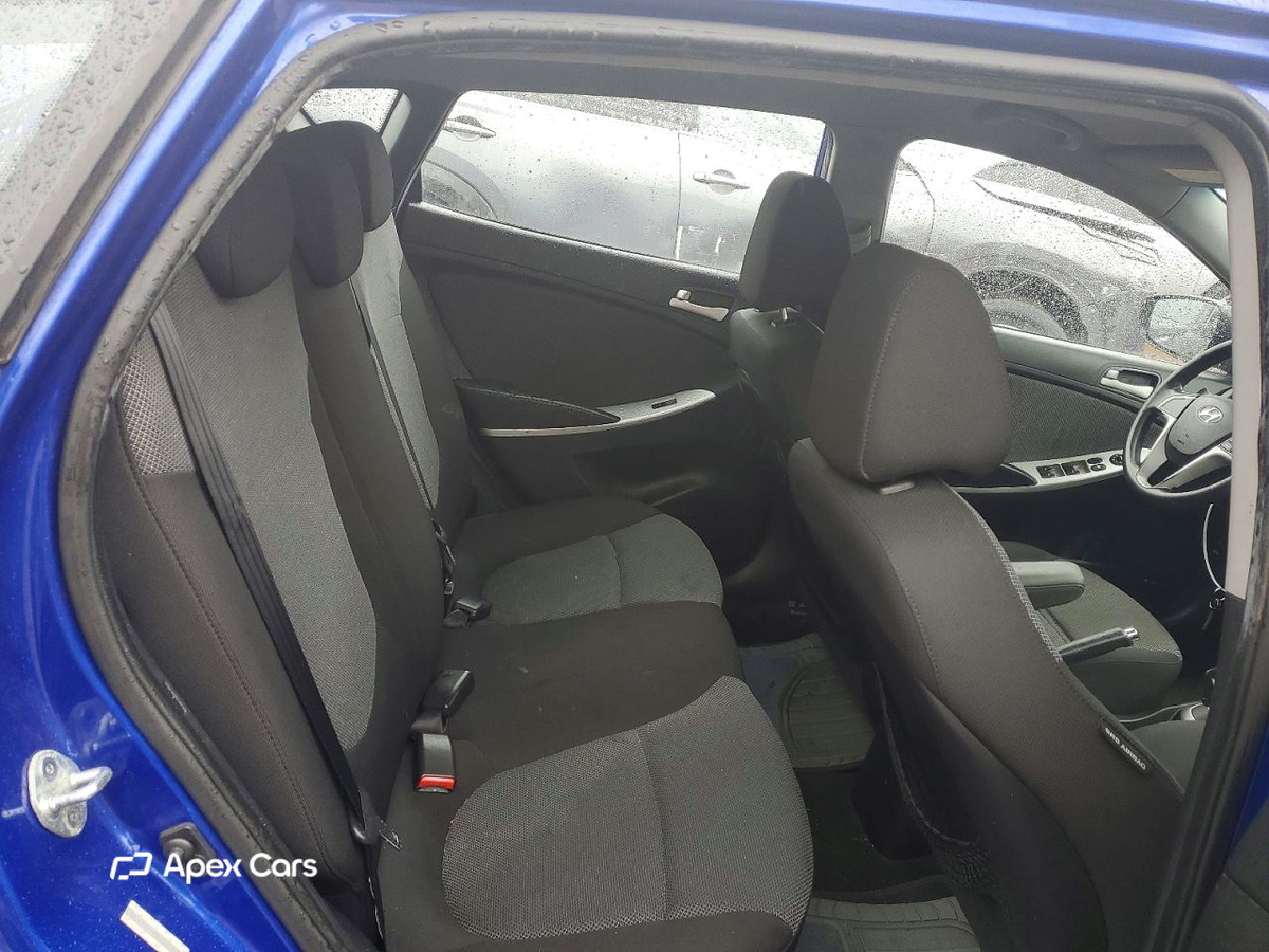Hyundai Accent 2013