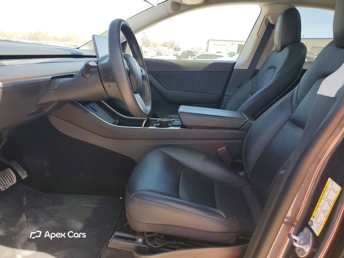 Tesla Model Y 2020