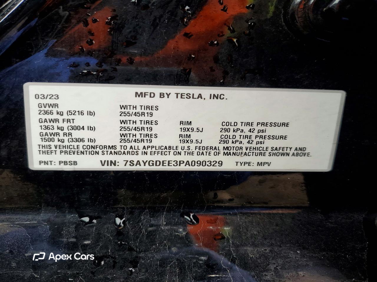 Tesla Model Y 2023
