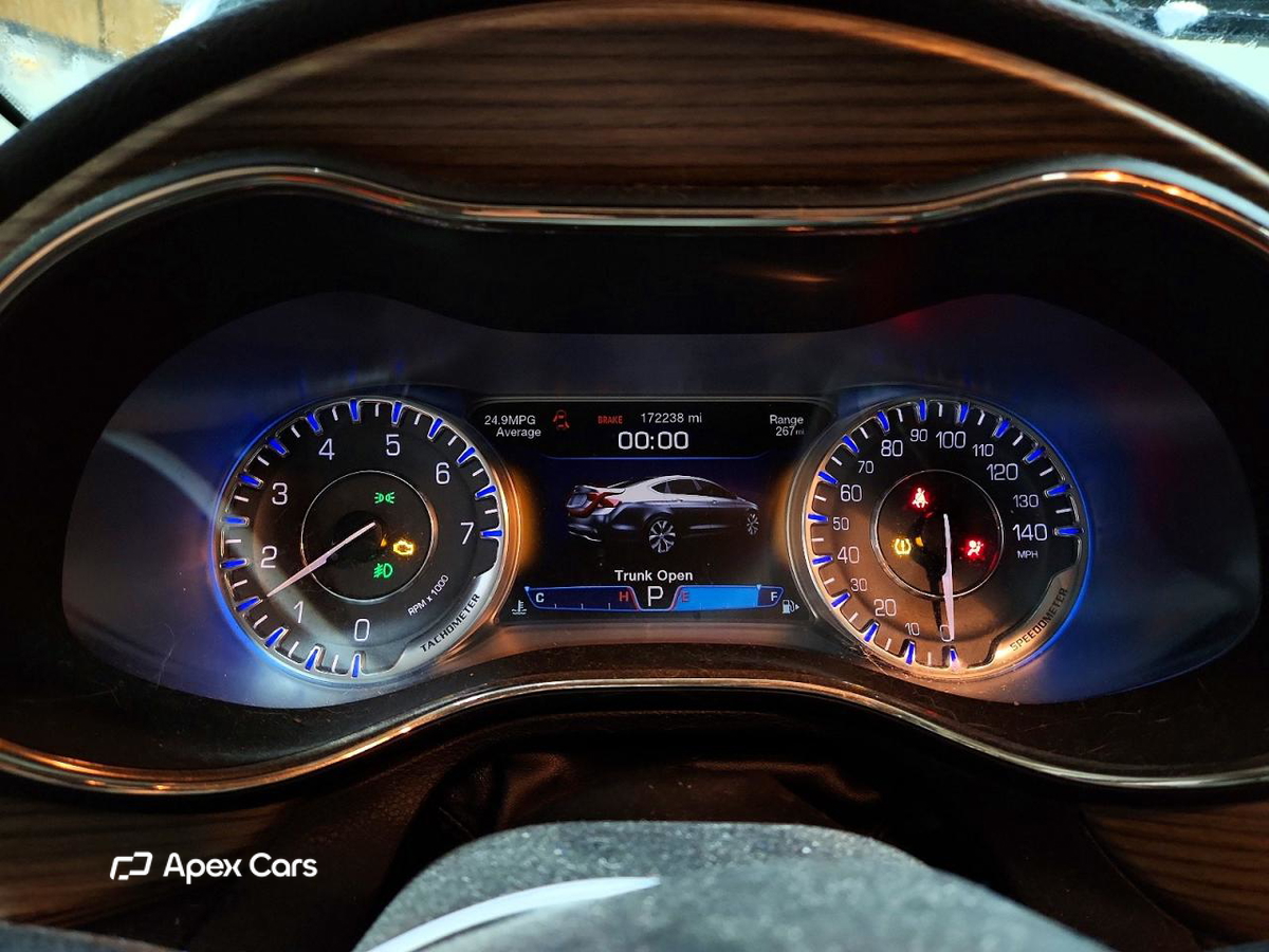 Chrysler 200 2015