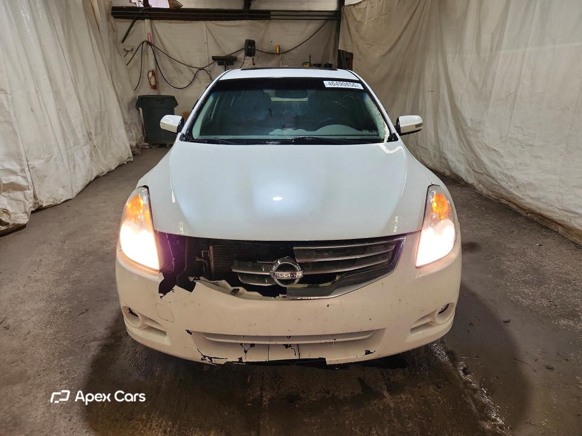 Nissan Altima 2012