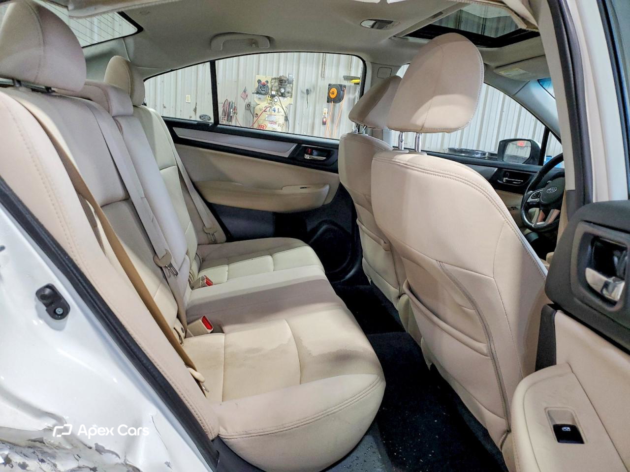 Subaru Legacy 2015