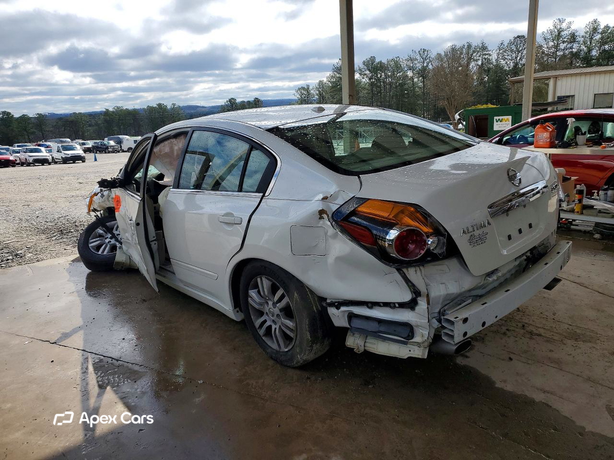 Nissan Altima 2012